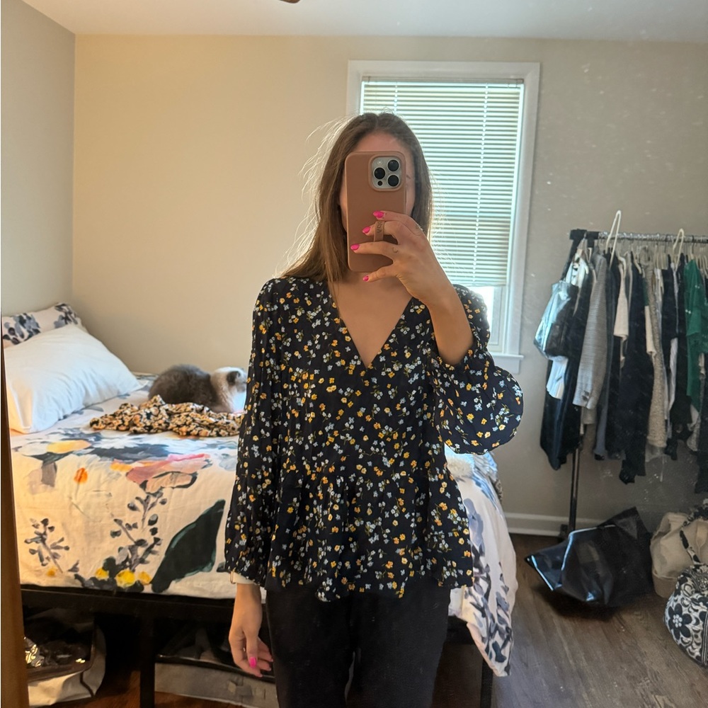 COPY - Loft Top - floral peplum